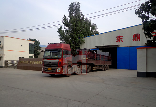 东鼎煤泥烘干机发货现场